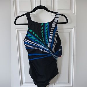 Reebok Women’s One Piece Swimsuit Beveled Edge Size 14